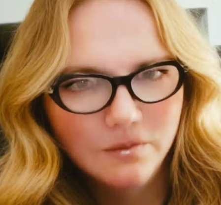 lorrie c avatar