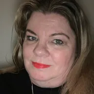Psychic Medium Chloe Purple Garden